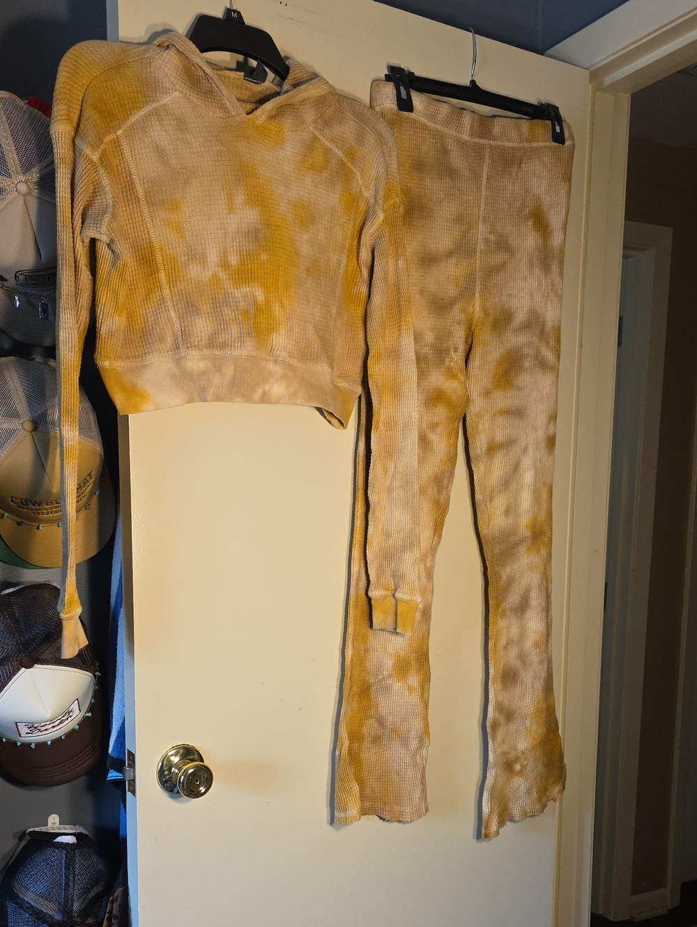 Wild Fable Tie-Dye Thermal Hoodie & Leggings Set — Yellow Cream